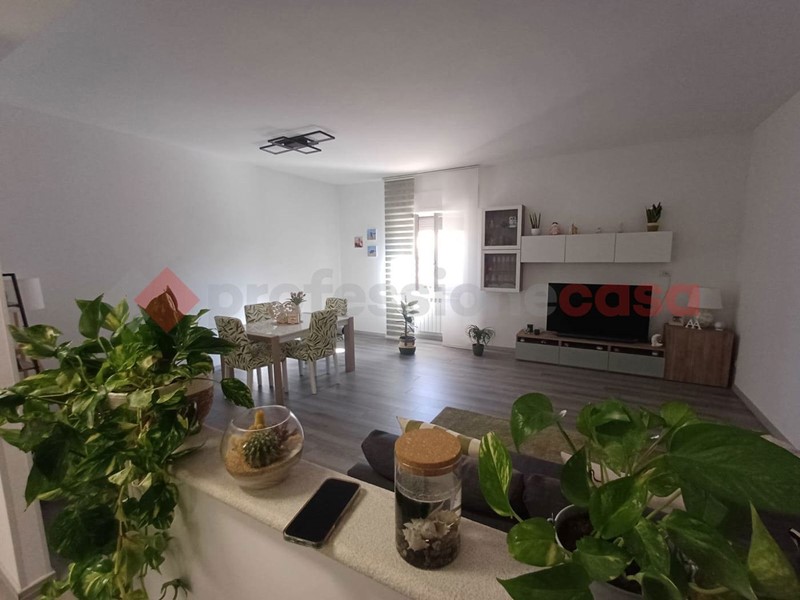 Quadrilocale in Vendita a Ceprano, 104'000€, 118 m², arredato