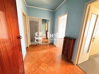 Trilocale in Vendita a Torino, 133'000&euro;, 80 m²