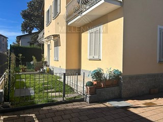Quadrilocale in Affitto a Arona, 1'950€, 120 m², arredato