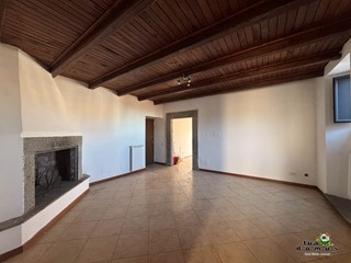 Appartamento in Vendita a Monterosi, 109'000&euro;, 89 m²