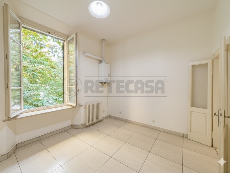 Trilocale in Vendita a Castelleone, 119'000€, 115 m²