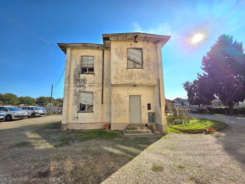 Casa Indipendente in Vendita a Tornaco, 20'000€, 120 m²