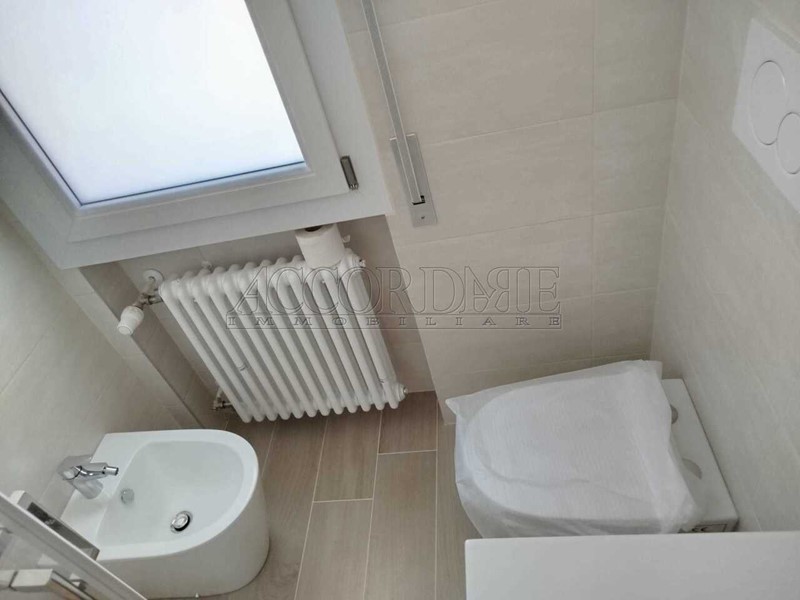 Appartamento in Affitto a Padova, zona Guizza, 700€, 80 m², con Box