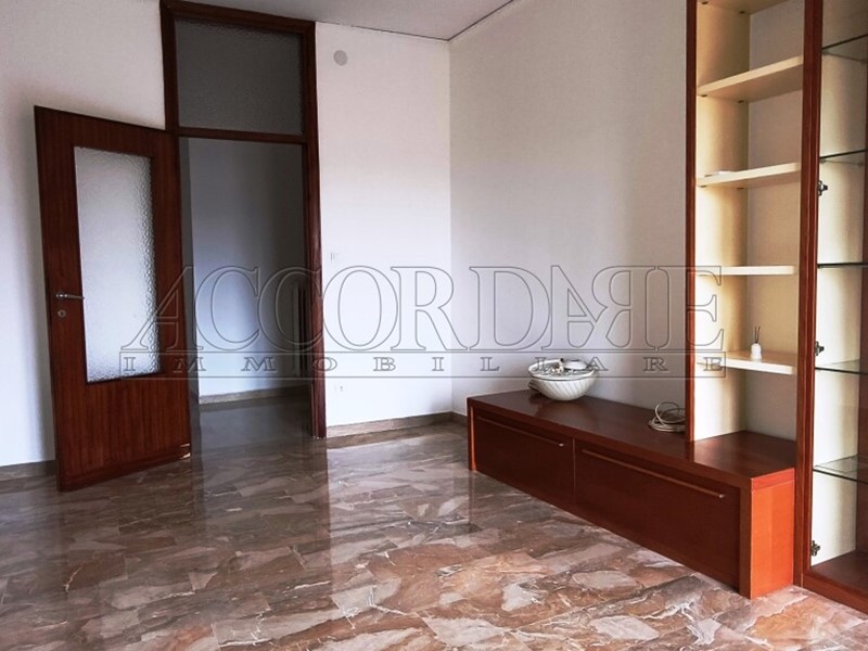 Appartamento in Affitto a Padova, zona Guizza, 700&euro;, 80 m², con Box