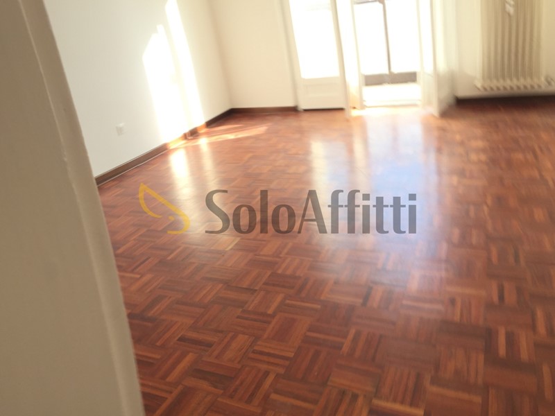 Bilocale in Affitto a Trieste, zona Roiano, 600€, 70 m²