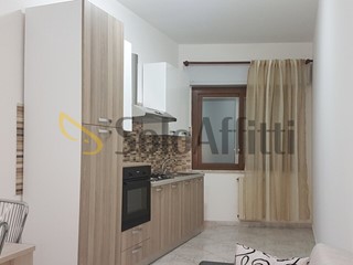 Stanza in Affitto a Catanzaro, zona Lido Corso, 280&euro;, 75 m², arredato
