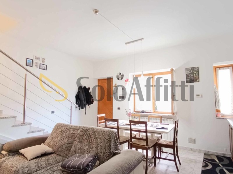 Bilocale in Affitto a Parabiago, 600€, 60 m², arredato