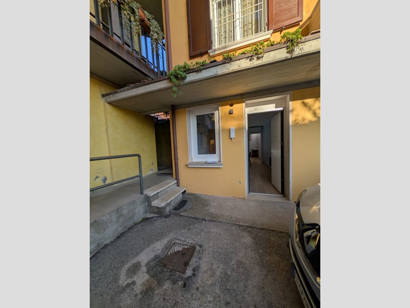 Appartamento in Vendita a Lonato del Garda, 130'000€, 55 m²