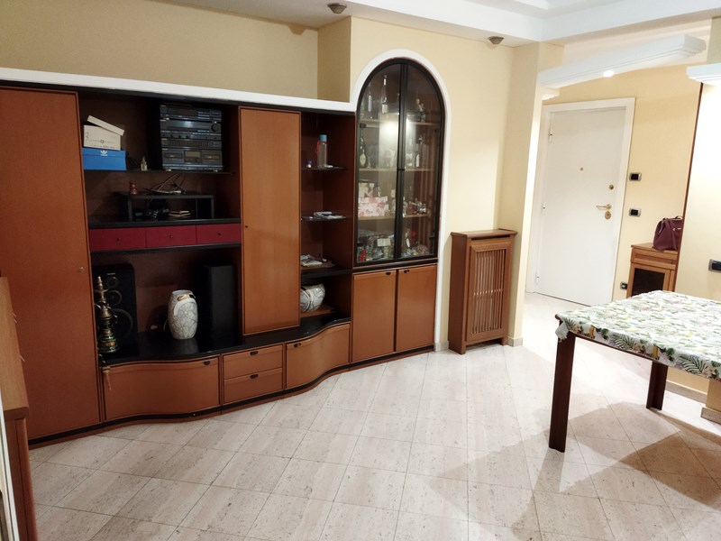 Trilocale in Affitto a Roma, zona Collatino, 900€, 80 m², arredato