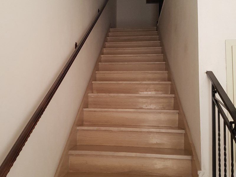 Appartamento in Vendita a Cagnano Varano, zona adiacente il Comune, 69'000&euro;, 140 m²