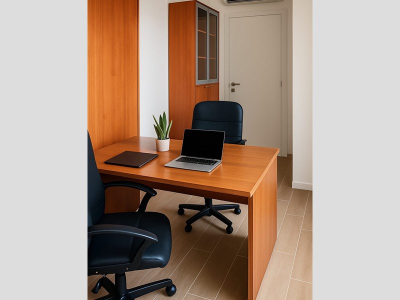 Ufficio in Affitto a Roma, zona Eur, 70 m², arredato, con Box