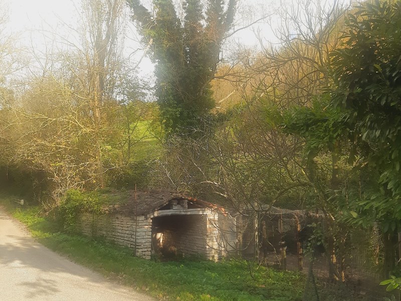 Casa Semi Indipendente in Vendita a Urbino, zona CESANE, 140'000€, 80 m², con Box