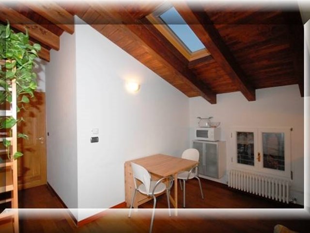 Bilocale in Affitto a Bologna, zona Saragozza, 1'100&euro;, 45 m², arredato