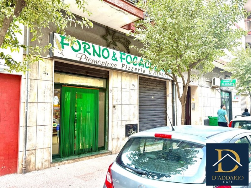 Attività commerciale in Vendita a Taranto, 50'000&euro;, 120 m²