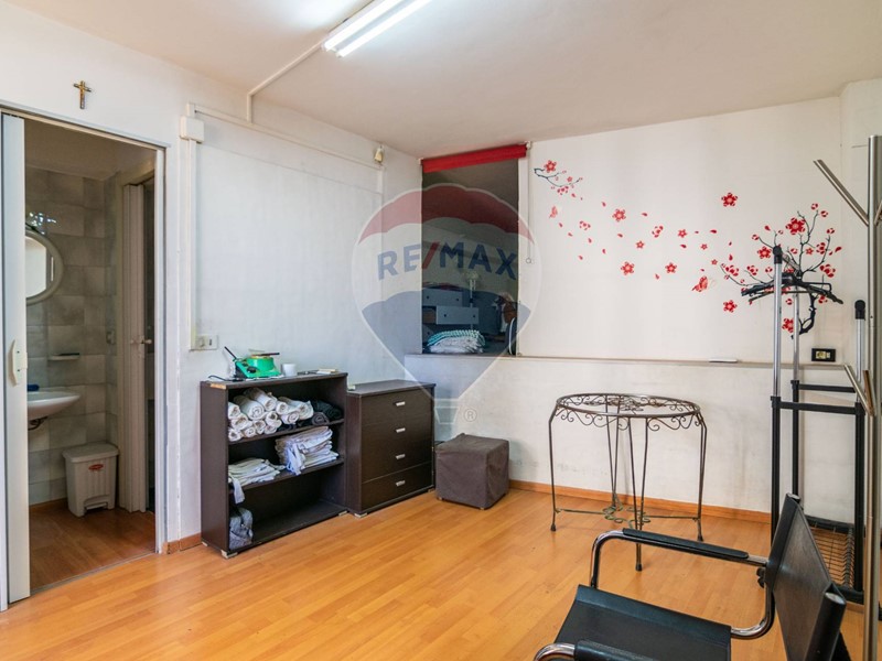Immobile commerciale in Vendita a Catania, 89'000&euro;, 82 m²