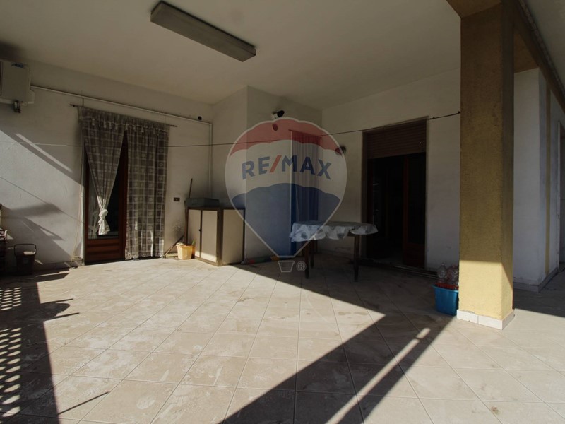 Appartamento in Vendita a Misterbianco, 160'000€, 179 m²