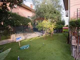 Villetta a schiera in Vendita a San Giovanni la Punta, 315'000&euro;, 308 m²