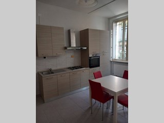 Bilocale in Affitto a Cassano Magnago, 600€, 55 m²