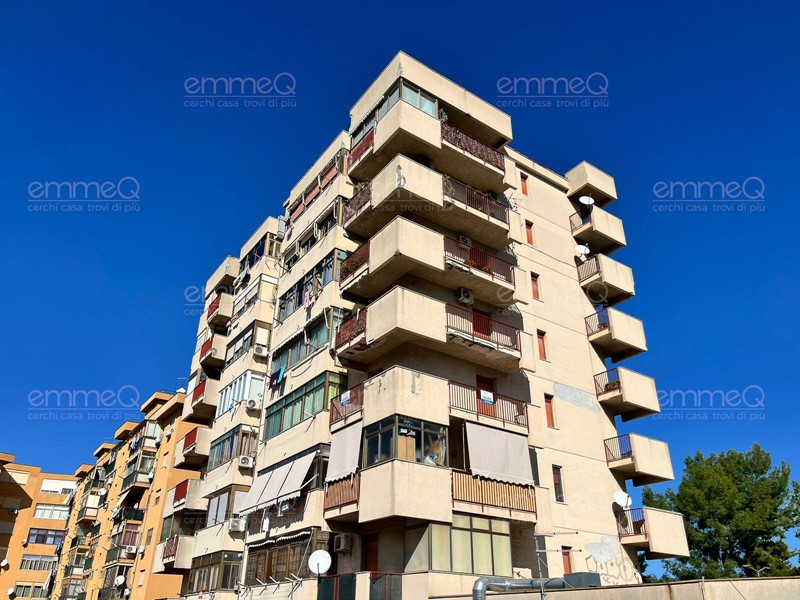 Quadrilocale in Vendita a Palermo, 245'000€, 127 m²