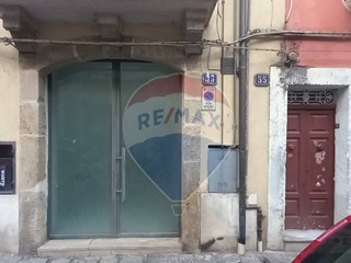 Bilocale in Vendita a Caltagirone, 28'000&euro;, 40 m²
