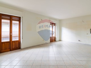 Trilocale in Vendita a Misterbianco, 120'000€, 114 m²