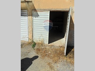 Box in Vendita a Caltanissetta, 10'000&euro;, 11 m²
