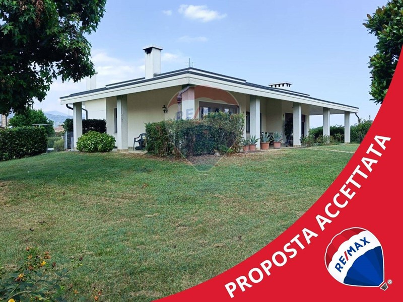 Casa Indipendente in Vendita a Moriago della Battaglia, 340'000€, 367 m²