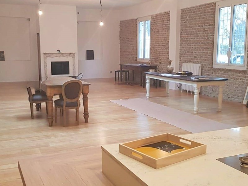 Loft in Vendita a Gallarate, 880'000€, 380 m²