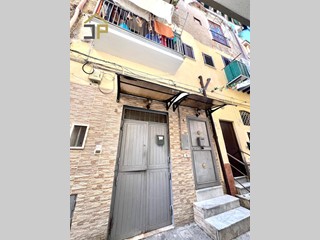 Bilocale in Vendita a Palermo, 50'000€, 31 m²