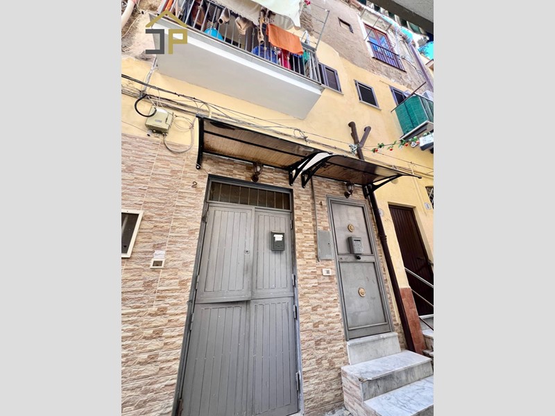 Monolocale in Vendita a Palermo, 60'000€, 30 m²