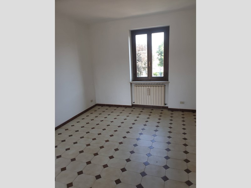 Trilocale in Vendita a Ticineto, 36'000€, 83 m²