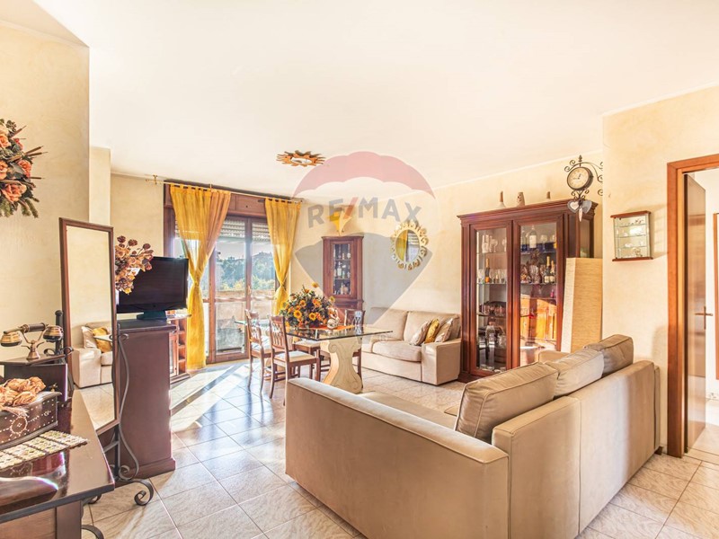 Trilocale in Vendita a Segrate, 314'000&euro;, 101 m²