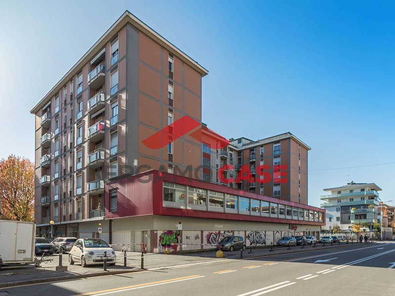 Trilocale in Vendita a Bergamo, 320'000€, 116 m²