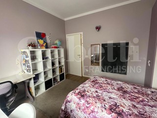 Quadrilocale in Vendita a Moncalieri, 139'000&euro;, 85 m²