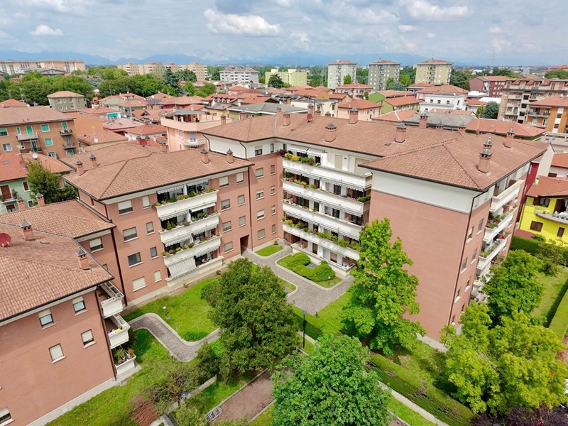 Ufficio in Vendita a Cinisello Balsamo, 109'000€, 37 m²