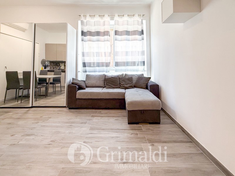 Monolocale in Affitto a Milano, 1'200€, 36 m², arredato