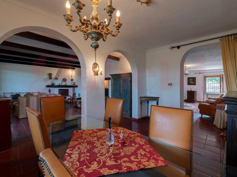 Casa Indipendente in Vendita a Moriondo Torinese, 180'000&euro;, 453 m²