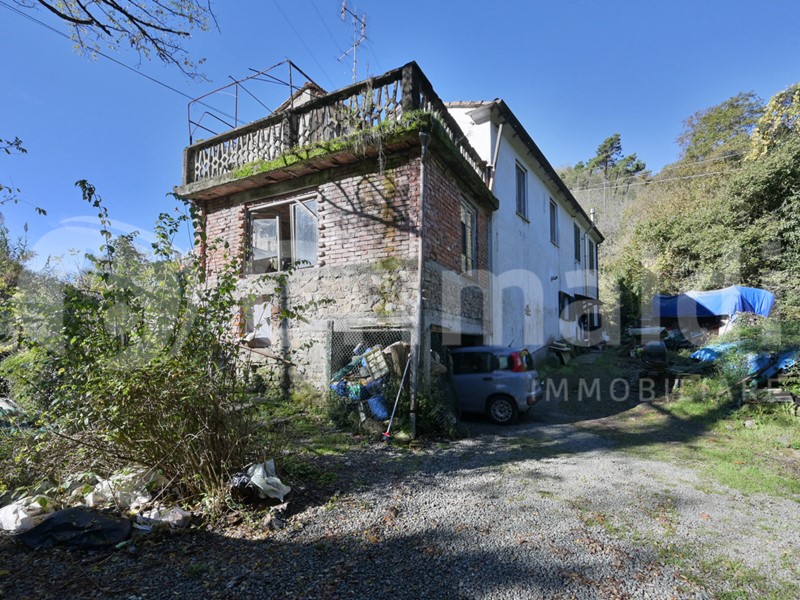 Quadrilocale in Vendita a Vezzano Ligure, 75'000€, 120 m²
