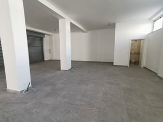 Negozio in Affitto a Foggia, 1 m²