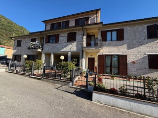 Attico in Vendita a Terni, 79'000&euro;, 80 m²