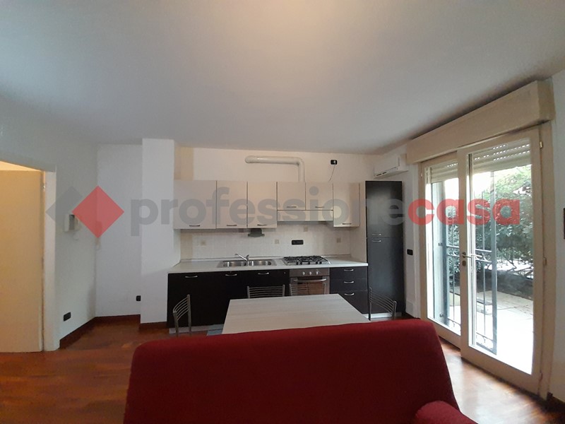 Bilocale in Affitto a Milano, 870€, 60 m², arredato