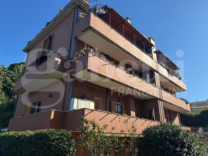 Trilocale in Vendita a Grottaferrata, 315'000€, 111 m²