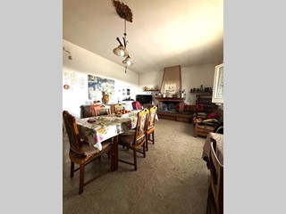 Villa in Vendita a Sava, 260'000&euro;, 300 m²