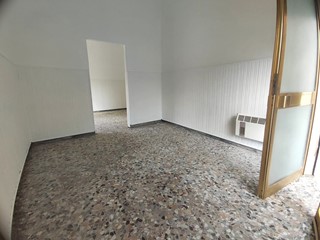 Negozio in Affitto a San Severo, 450&euro;, 40 m²