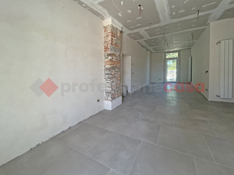 Trilocale in Vendita a Arona, 185'000€, 100 m²