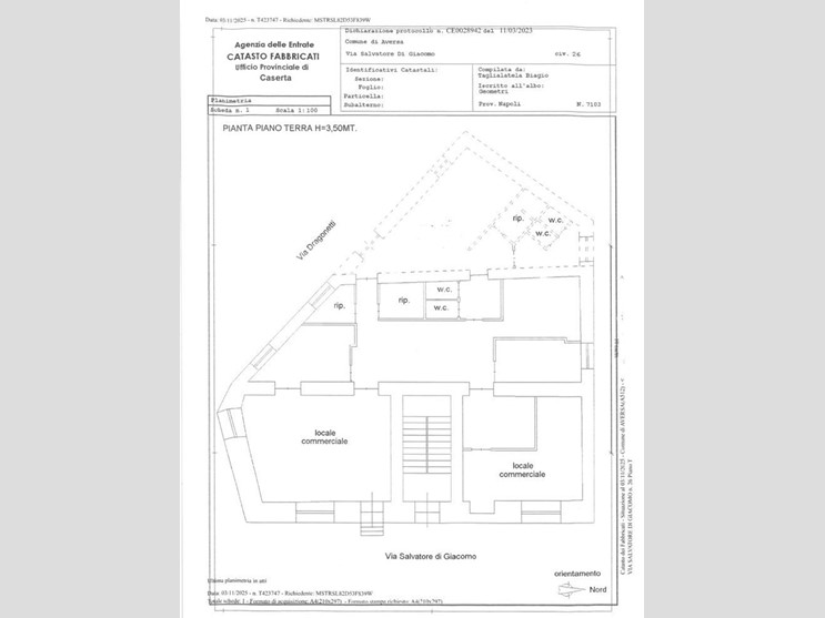 Negozio in Affitto a Aversa, 1'200€, 120 m²
