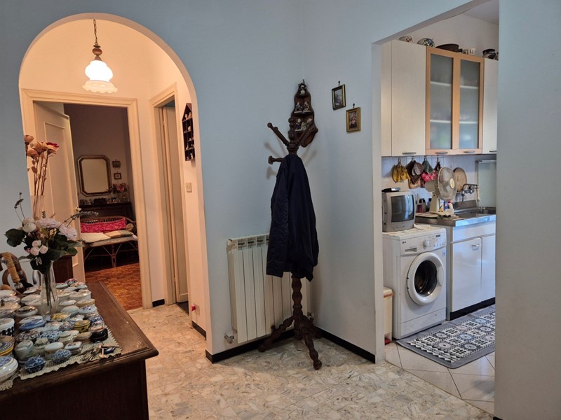 Appartamento in Vendita a Genova, zona Molassana, 118'000&euro;, 66 m²