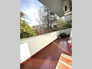 Quadrilocale in Vendita a Modena, zona Villaggio Giardino, 325'000€, 148 m², con Box