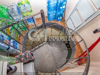 Attività commerciale in Vendita a Roma, 135'000€, 41 m²