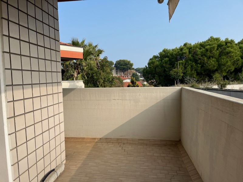 Quadrilocale in Vendita a Riccione, 395'000€, 76 m², arredato, con Box